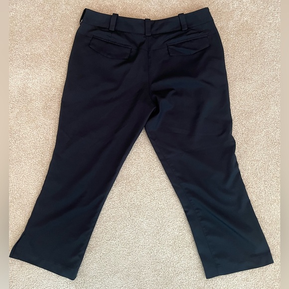 Women’s Black Nike Golf Tour Performance Dr-Fit Capri Cropped Pants size 6 - Picture 3 of 5